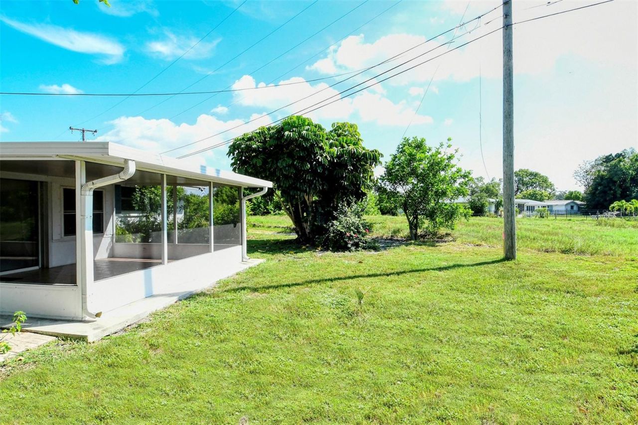 2512 Post Road , Sarasota, FL 34231 Photo