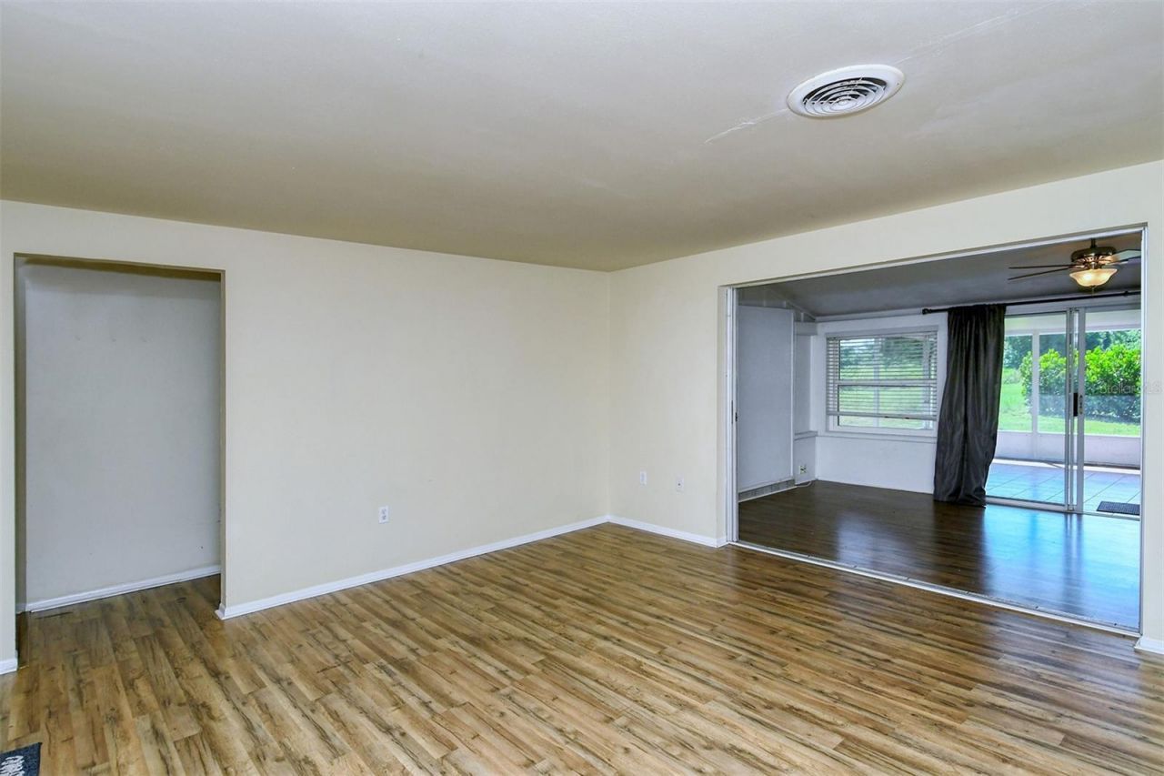 2512 Post Road , Sarasota, FL 34231 Photo