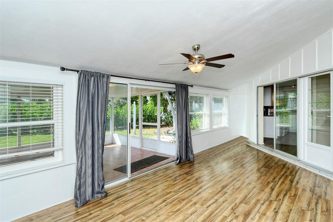 2512 Post Road , Sarasota, FL 34231 Photo