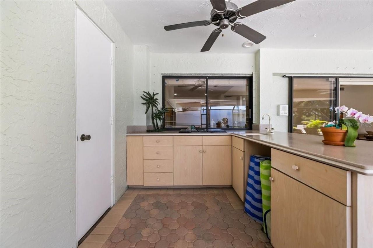 3111 Hyde Park Drive, Clearwater, FL 33761 Photo