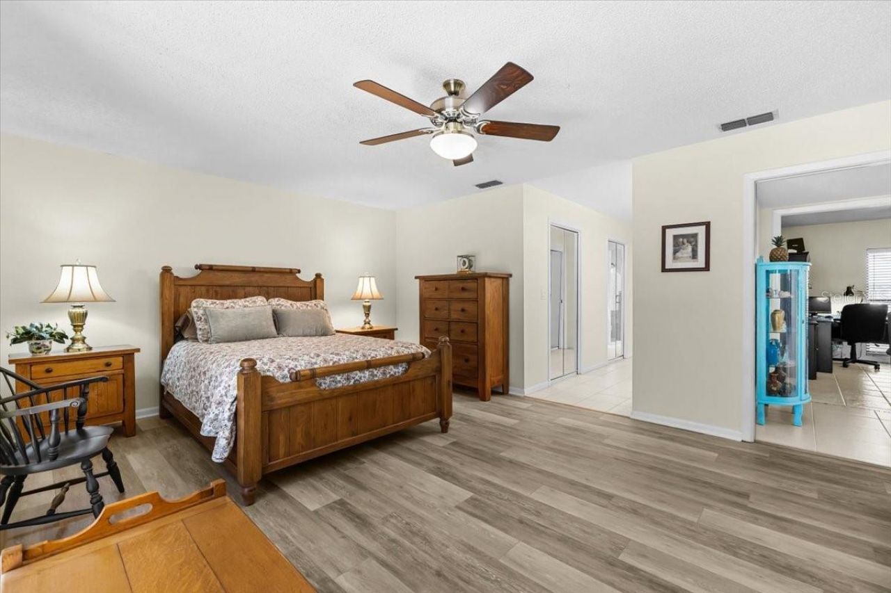 3111 Hyde Park Drive, Clearwater, FL 33761 Photo