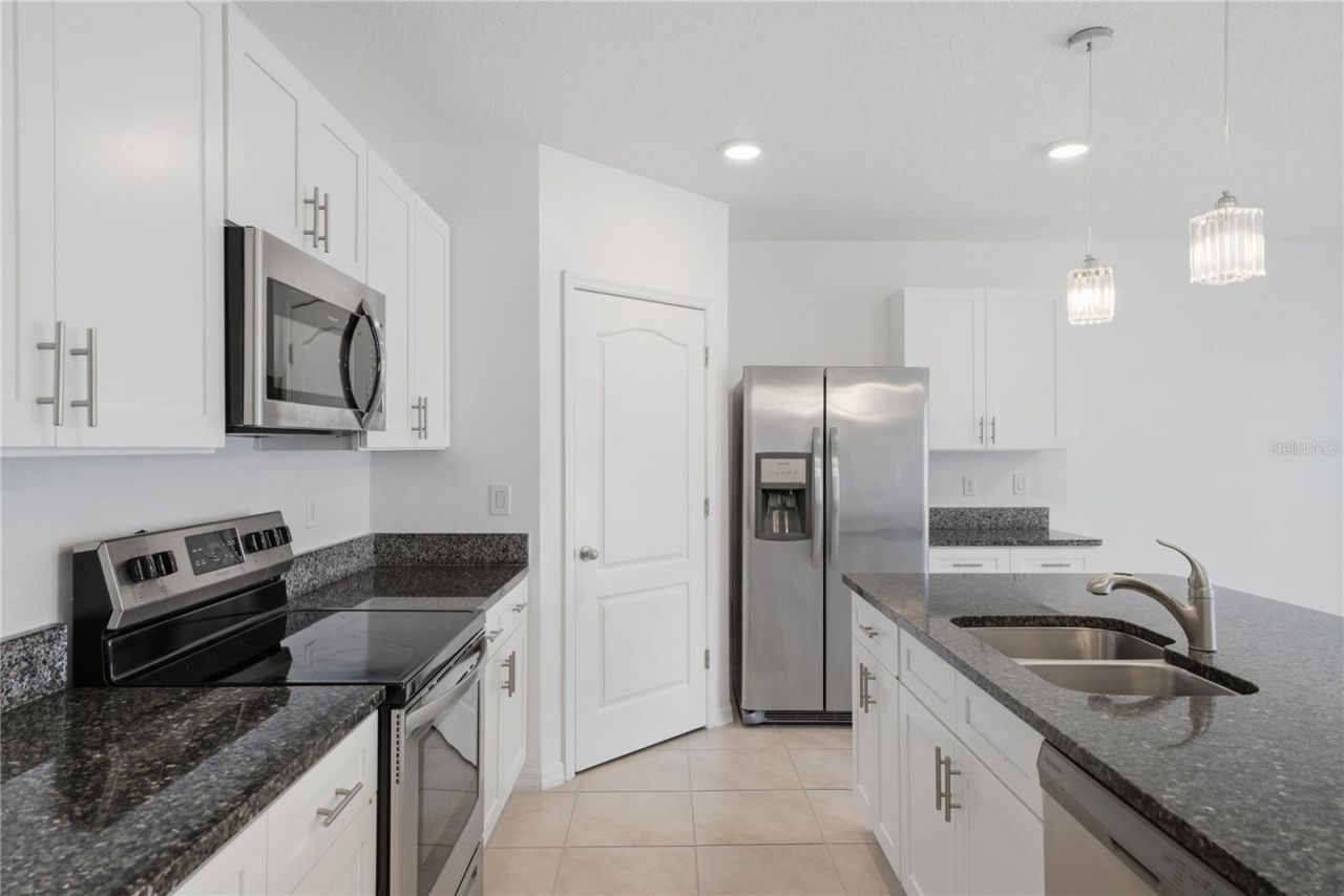 1823 Bluepoint Street , Saint Cloud, FL 34771 Photo