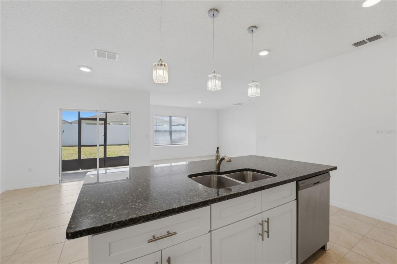 1823 Bluepoint Street , Saint Cloud, FL 34771 Photo