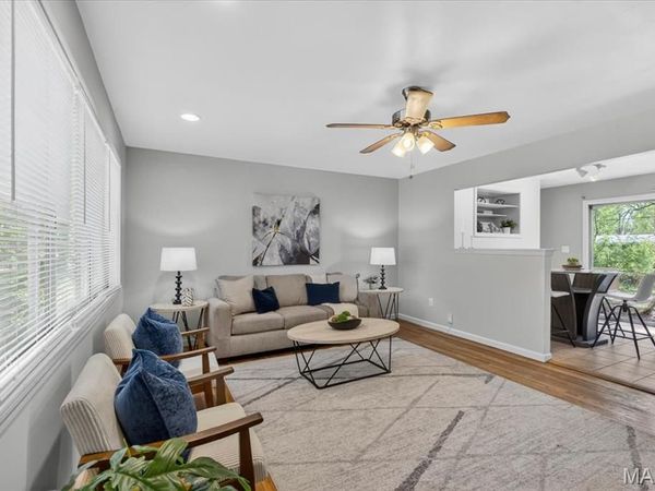 272 Elmdale Drive, Ferguson, MO 63135