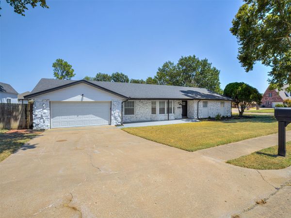 6644 SE Quail Ridge Road, Bartlesville, OK 74006