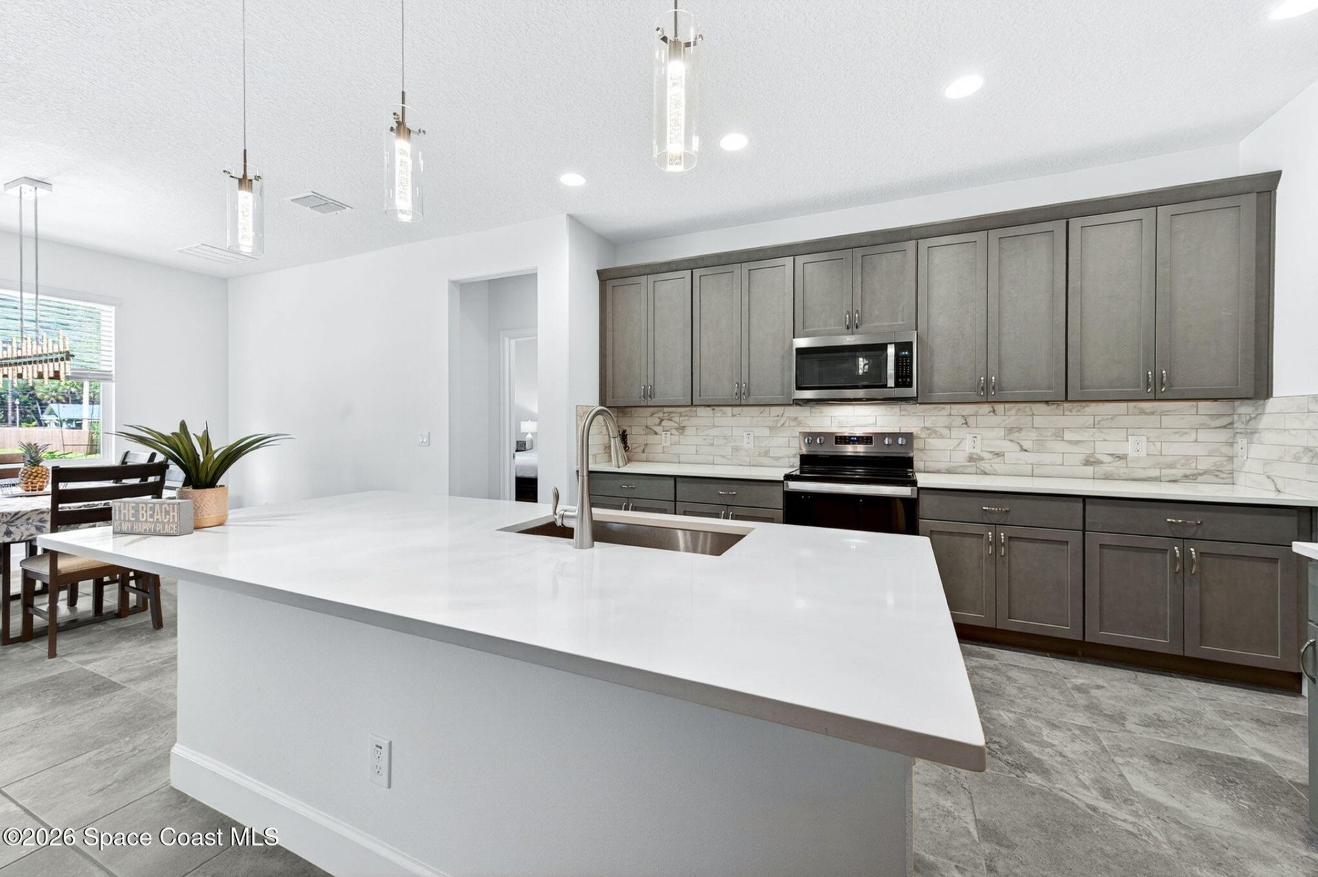 317 NW Valencia Road, Melbourne, FL 32904 Photo