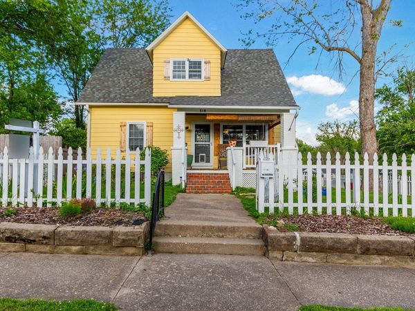 518 Woodlawn Street, Mexico, MO 65265
