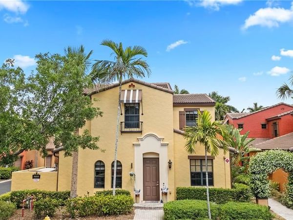 9080 Chula Vista ST , Unit 10401, NAPLES, FL 34113
