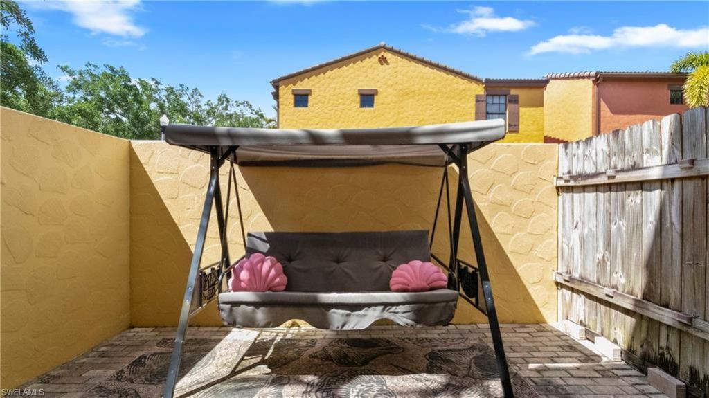 9080 Chula Vista St , Unit 10401, Naples, FL 34113 Photo