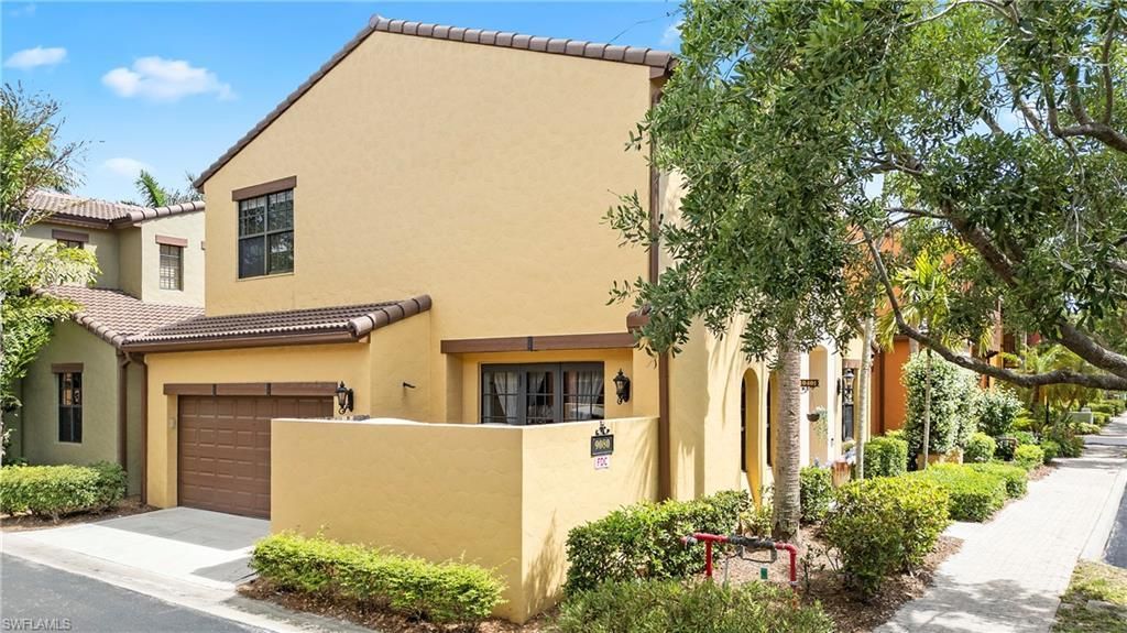 9080 Chula Vista St, Unit 10401, Naples, FL 34113 Photo