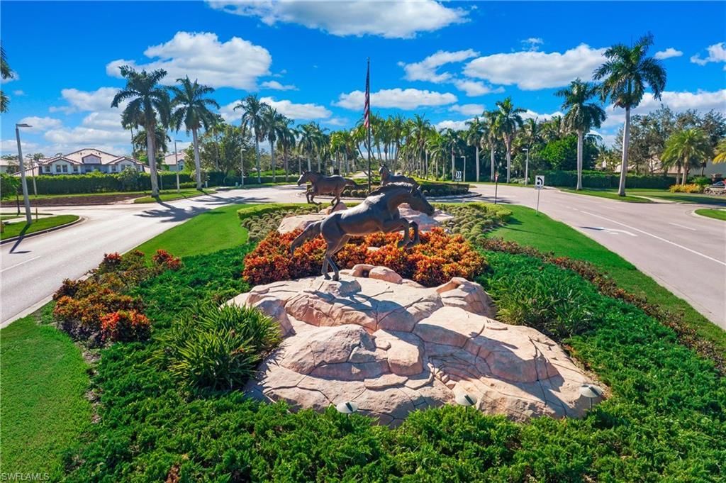 9080 Chula Vista St , Unit 10401, Naples, FL 34113 Photo