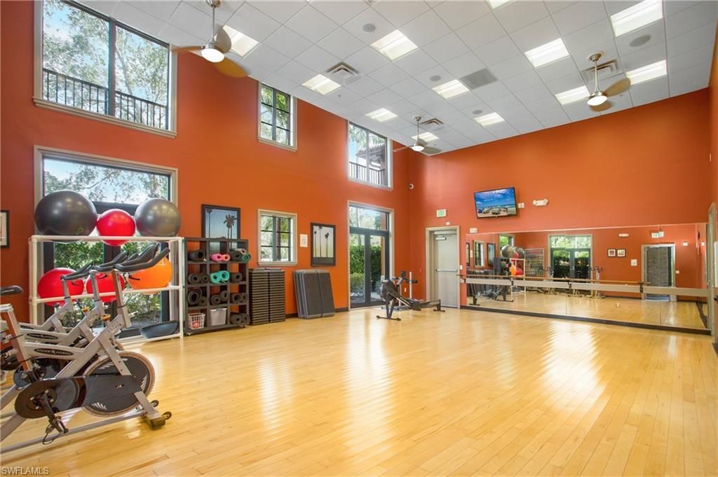 9080 Chula Vista St , Unit 10401, Naples, FL 34113 Photo