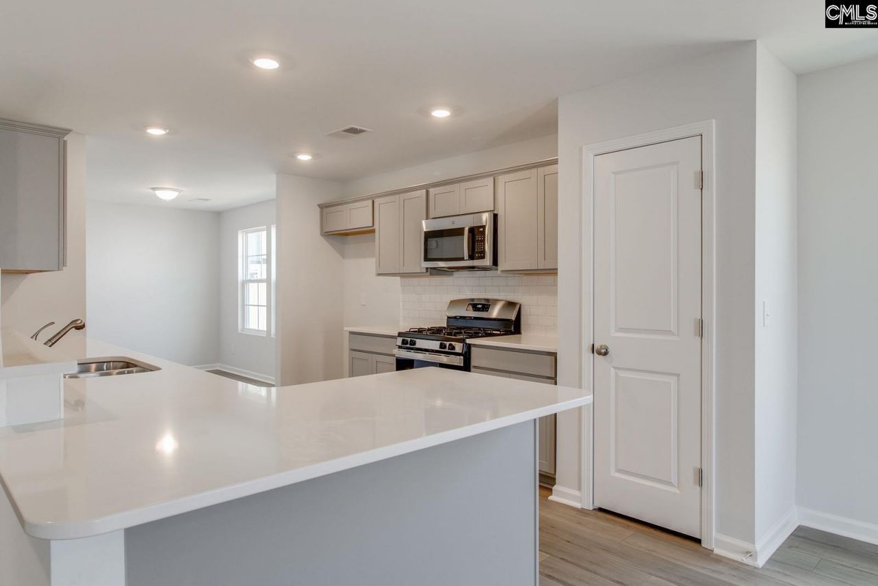 6027 Edgemont Court  Photo 13