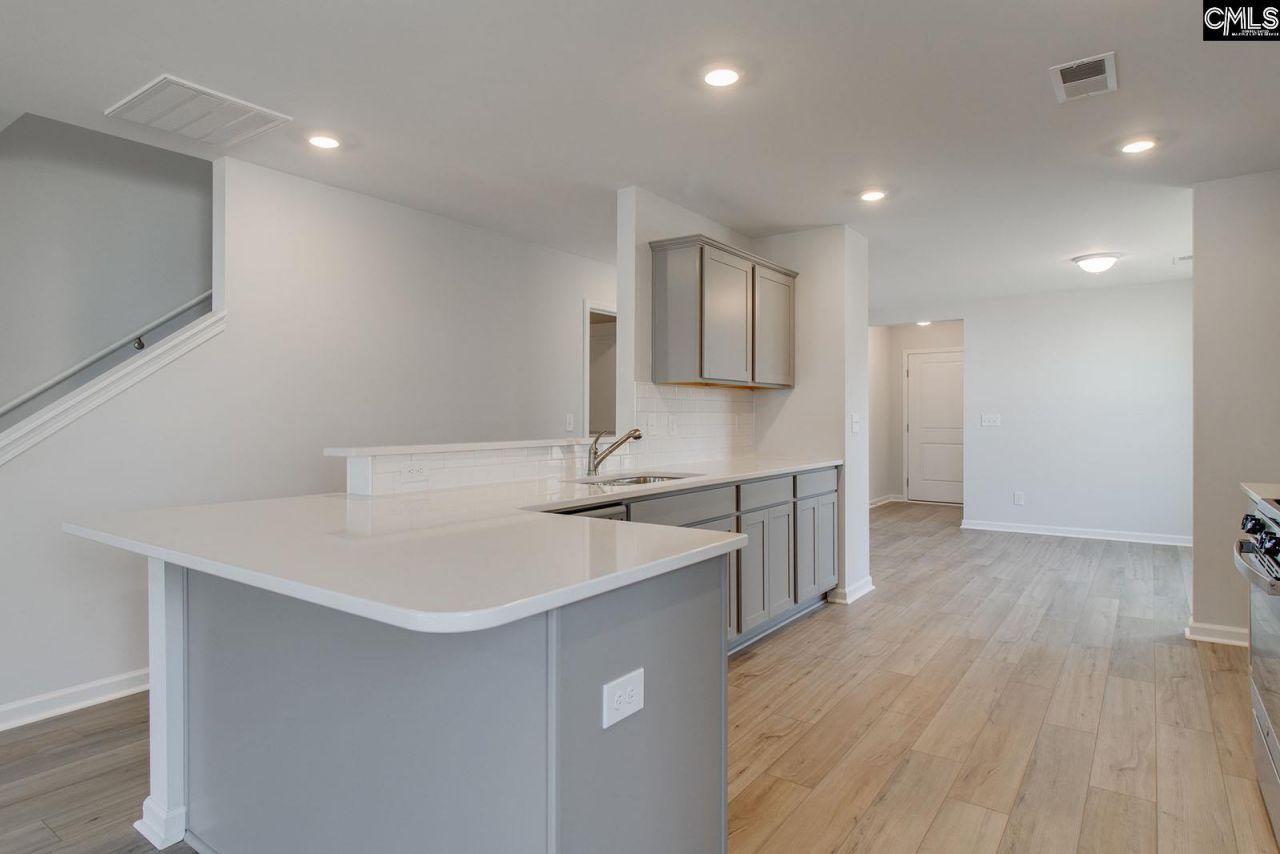 6027 Edgemont Court  Photo 14