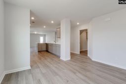 6027 Edgemont Court  photo 4