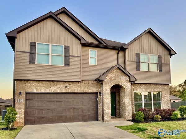 115 Pointe Haven Court, Huntsville, AL 35824