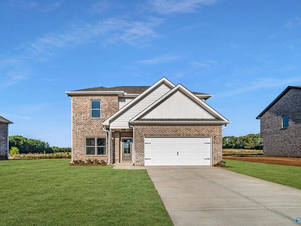 148 Flintlock Way, New Market, AL 35741