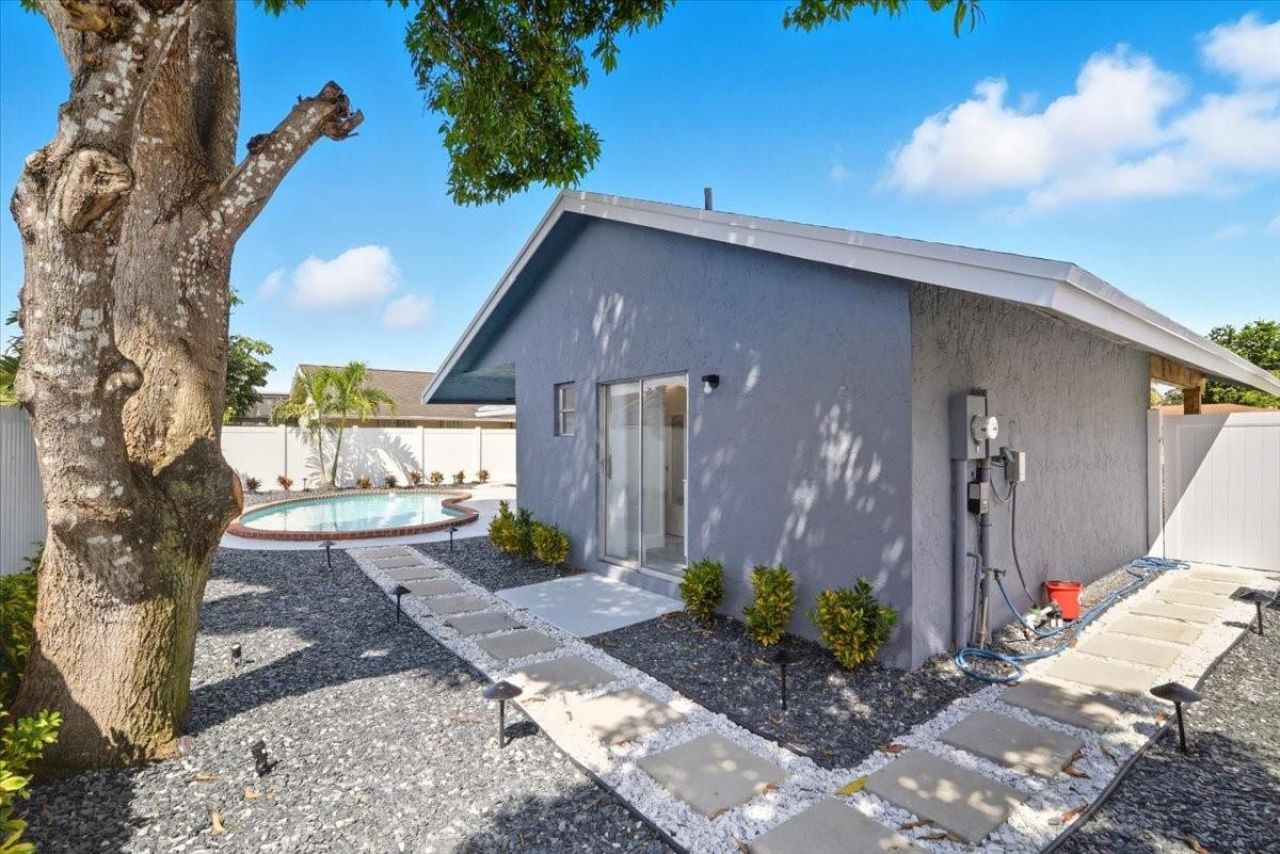 8150 SW 3rd Court, North Lauderdale, FL 33068 Photo