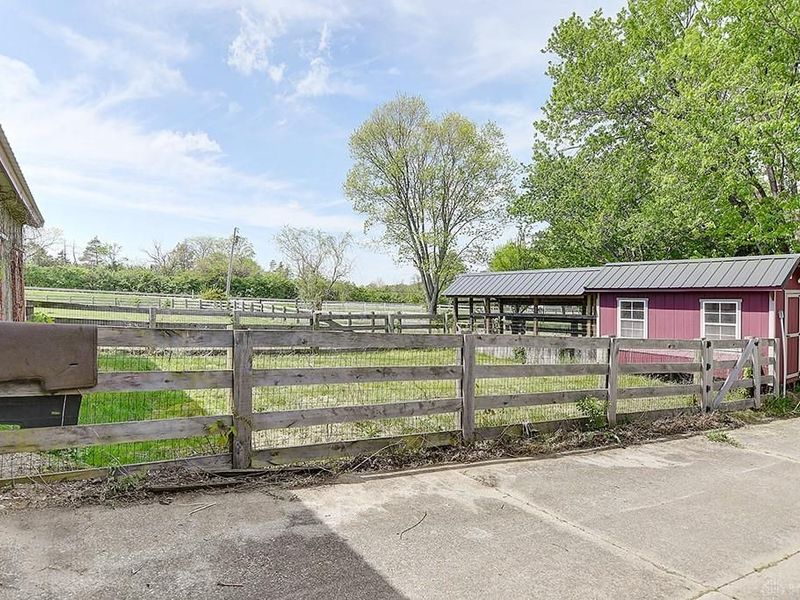 7458 Dayton Germantown Pike, Germantown, OH 45327 Photo 29