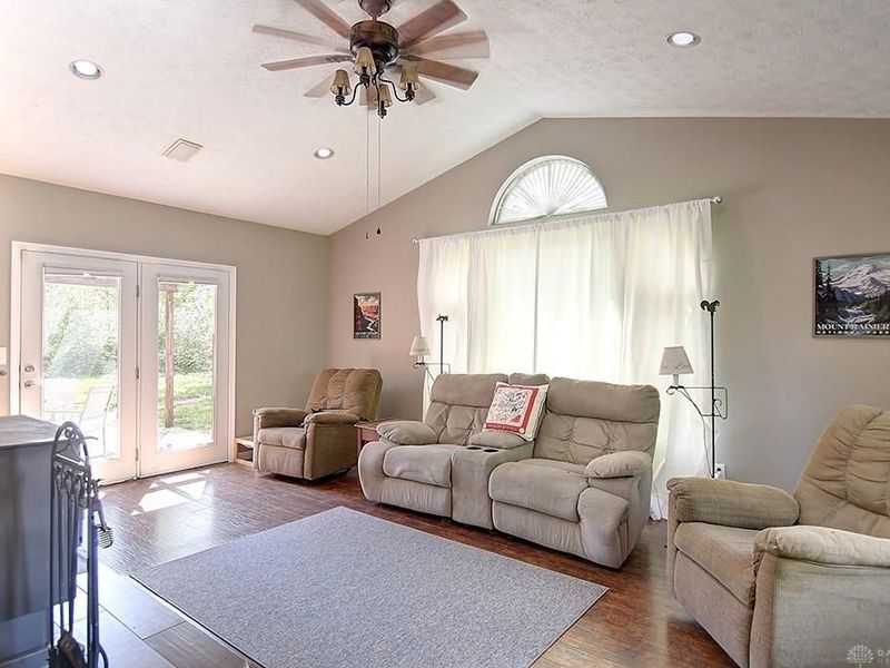 7458 Dayton Germantown Pike, Germantown, OH 45327 Photo 6