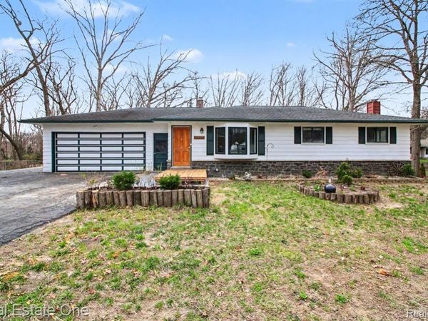 4937 Oak Park Drive , Independence Twp, MI 48346