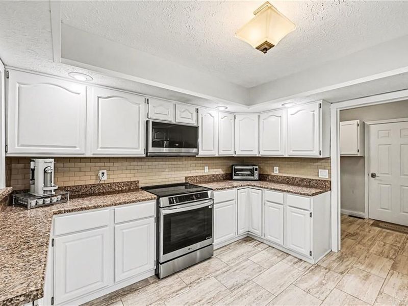 7044 Fallen Oak, Centerville, OH 45459 Photo 11