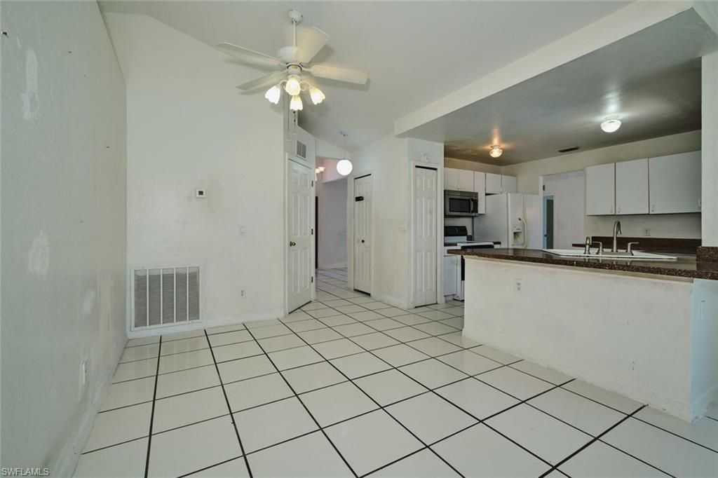 2813 SW 43rd St, Cape Coral, FL 33914 Photo