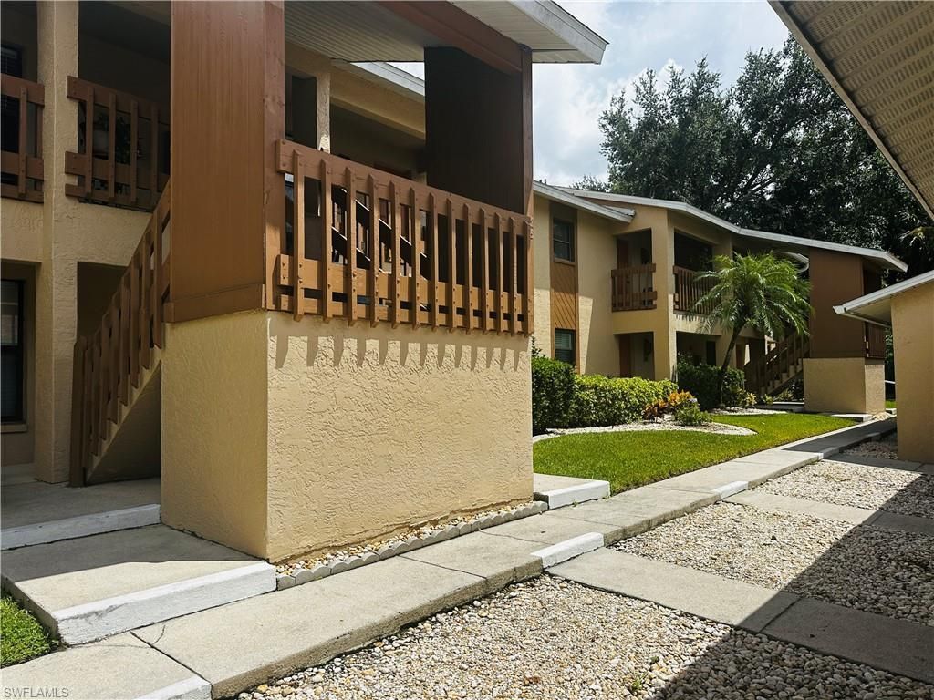15320 Moonraker Ct, Unit 209, North Fort Myers, FL 33917 Photo
