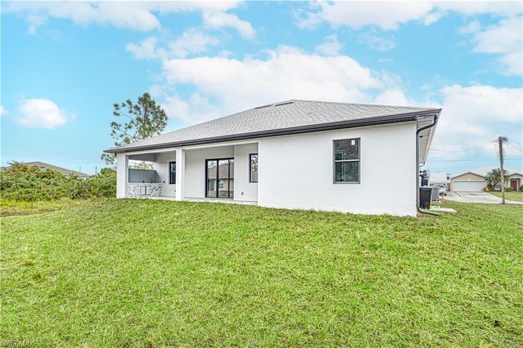 821 Atherton Ave, Lehigh Acres, FL 33971 Photo