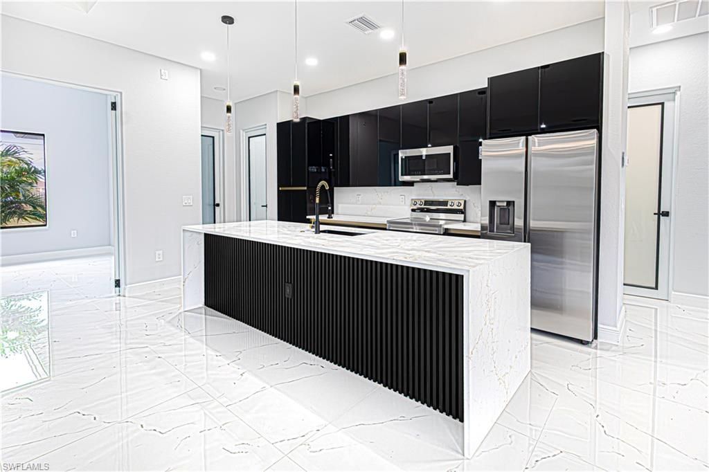 821 Atherton Ave, Lehigh Acres, FL 33971 Photo