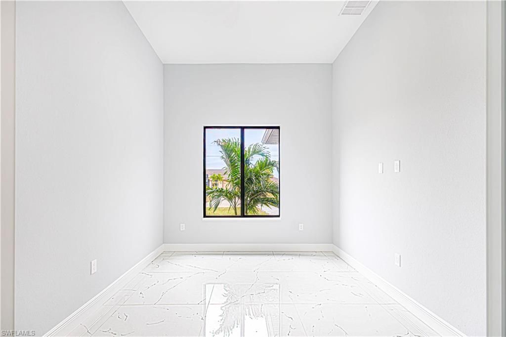 821 Atherton Ave, Lehigh Acres, FL 33971 Photo