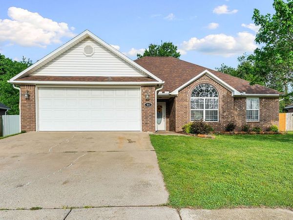 645 Lynn Drive , Pea Ridge, AR 72751