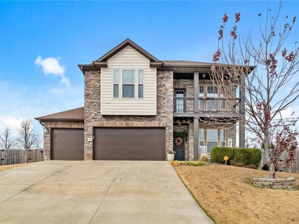 401 Shady Oak Circle , Cave Springs, AR 72718