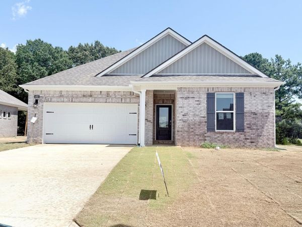 4925 Edgemont Drive, Jonesboro, AR 72405