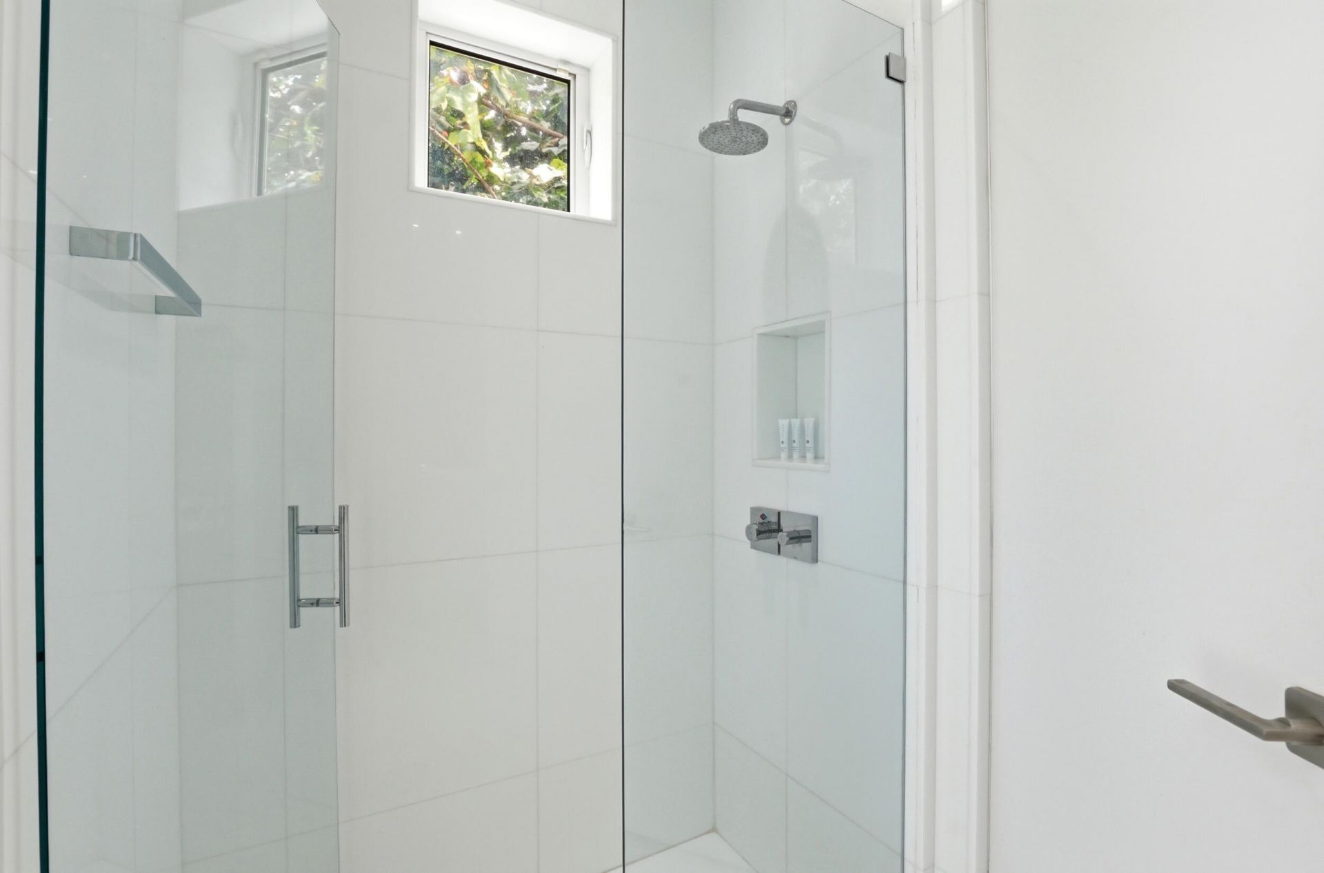 3017 N Atlantic Boulevard, Fort Lauderdale, FL 33308 Photo