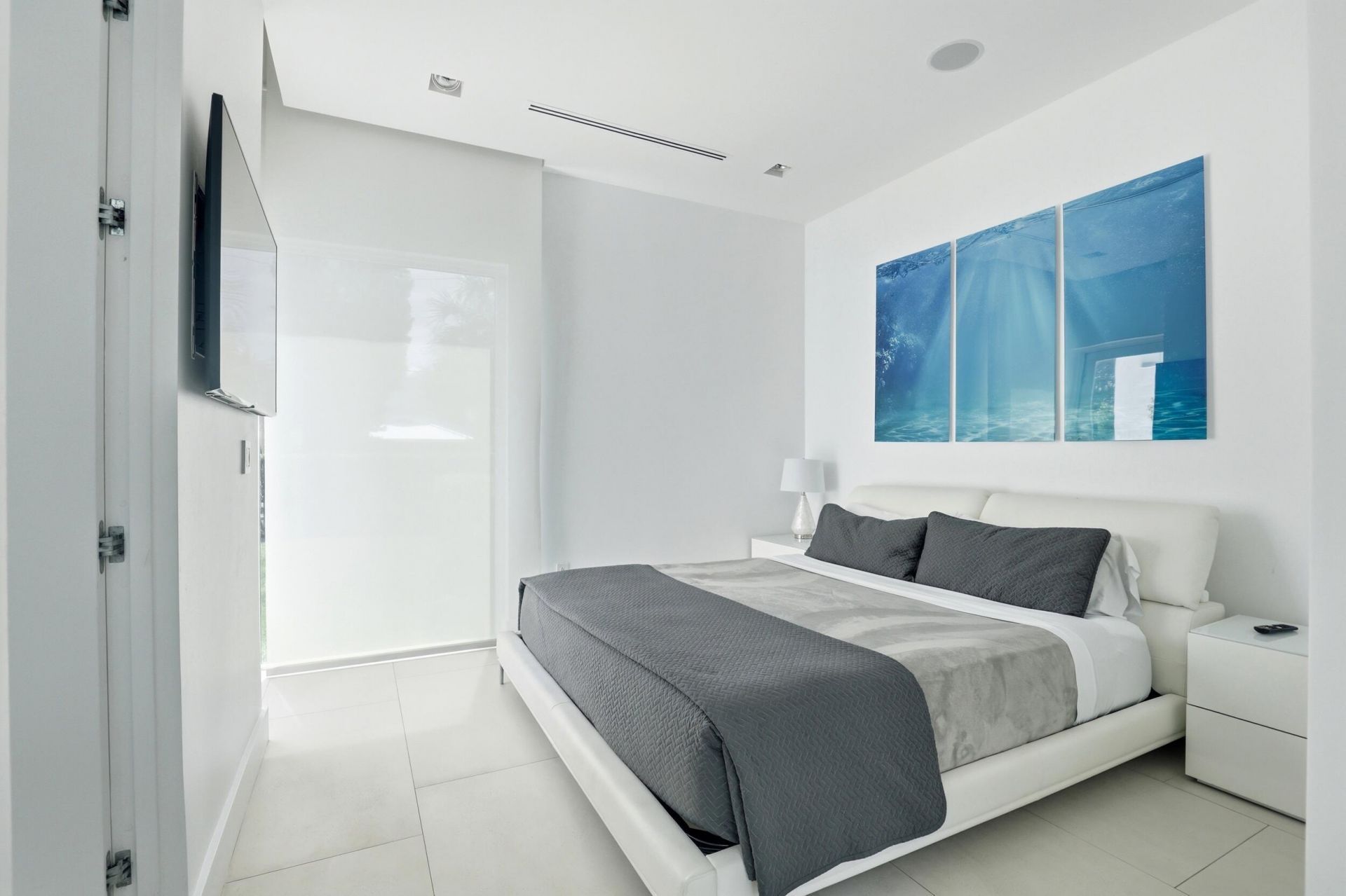 3017 N Atlantic Boulevard, Fort Lauderdale, FL 33308 Photo