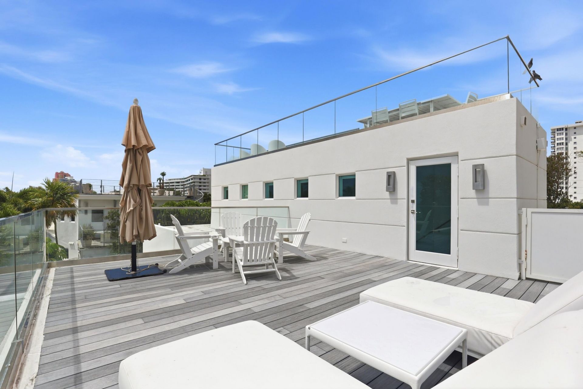 3017 N Atlantic Boulevard, Fort Lauderdale, FL 33308 Photo