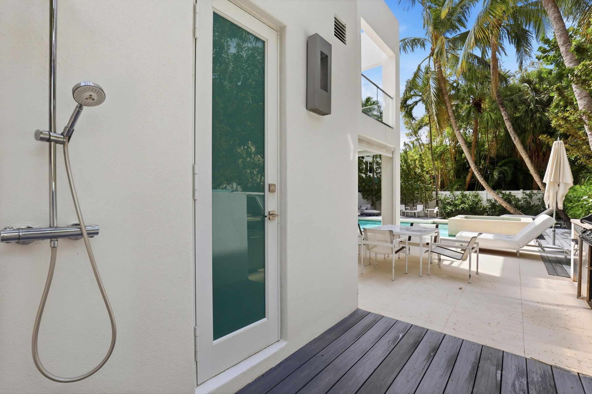 3017 N Atlantic Boulevard, Fort Lauderdale, FL 33308 Photo