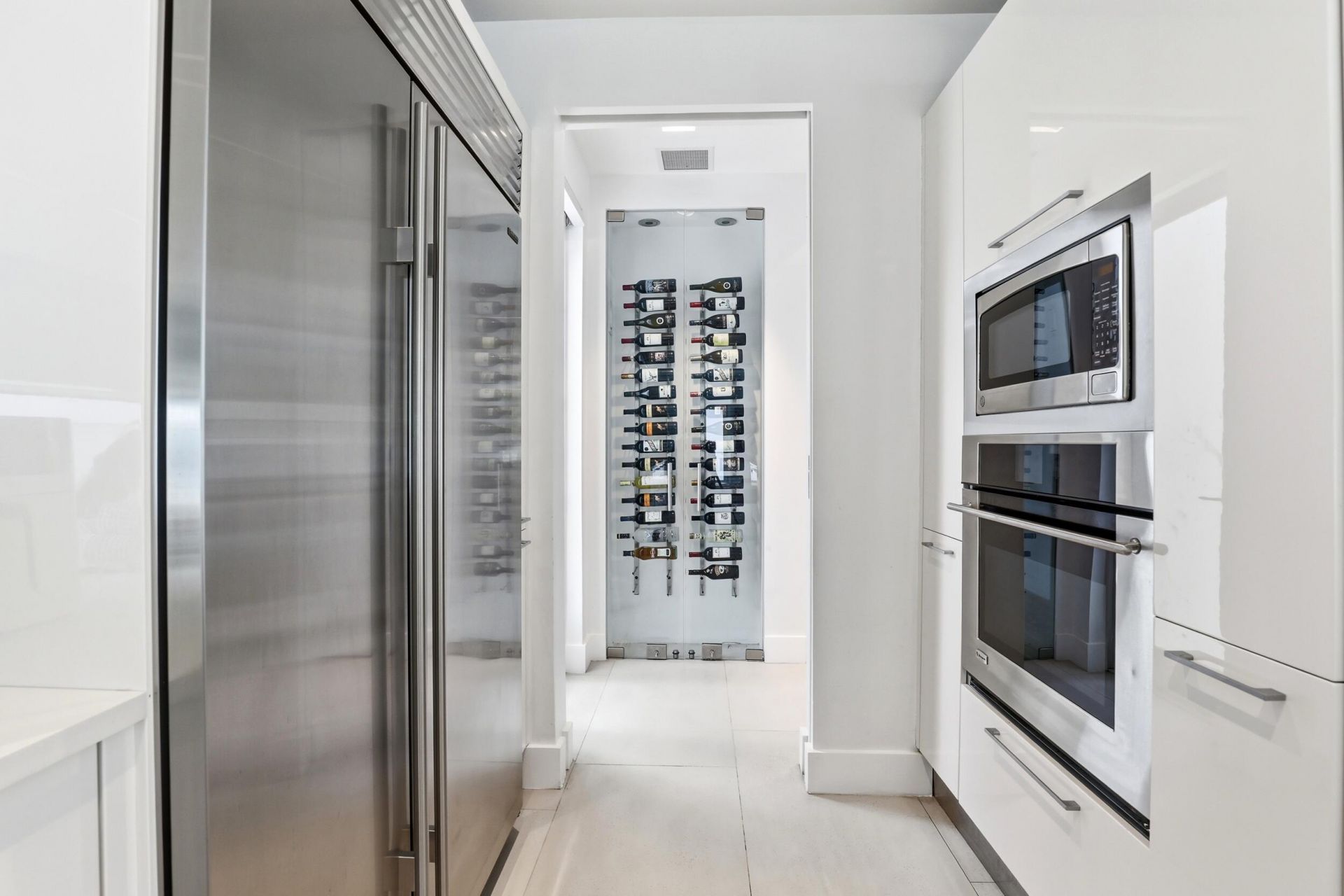 3017 N Atlantic Boulevard, Fort Lauderdale, FL 33308 Photo