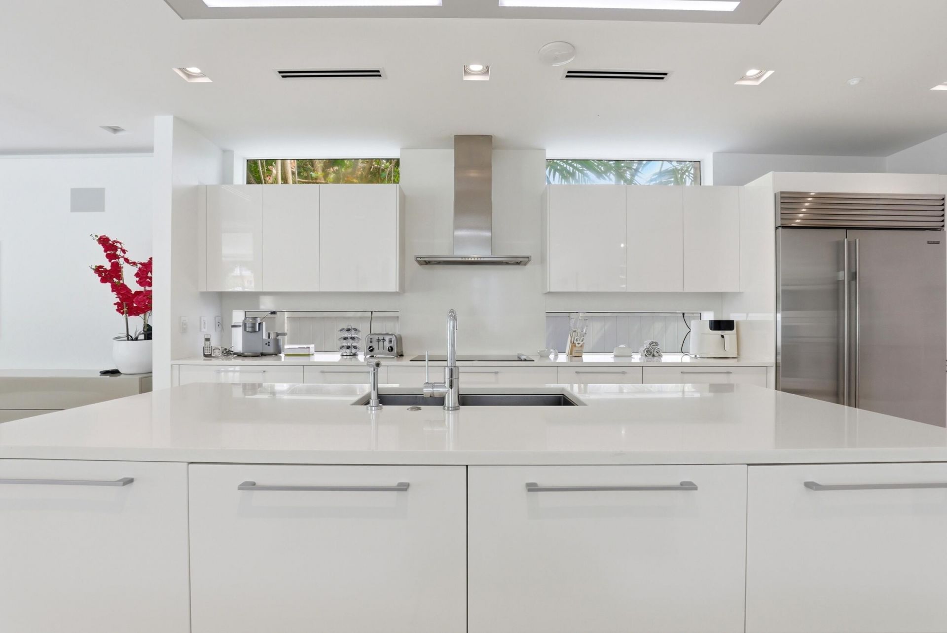 3017 N Atlantic Boulevard, Fort Lauderdale, FL 33308 Photo