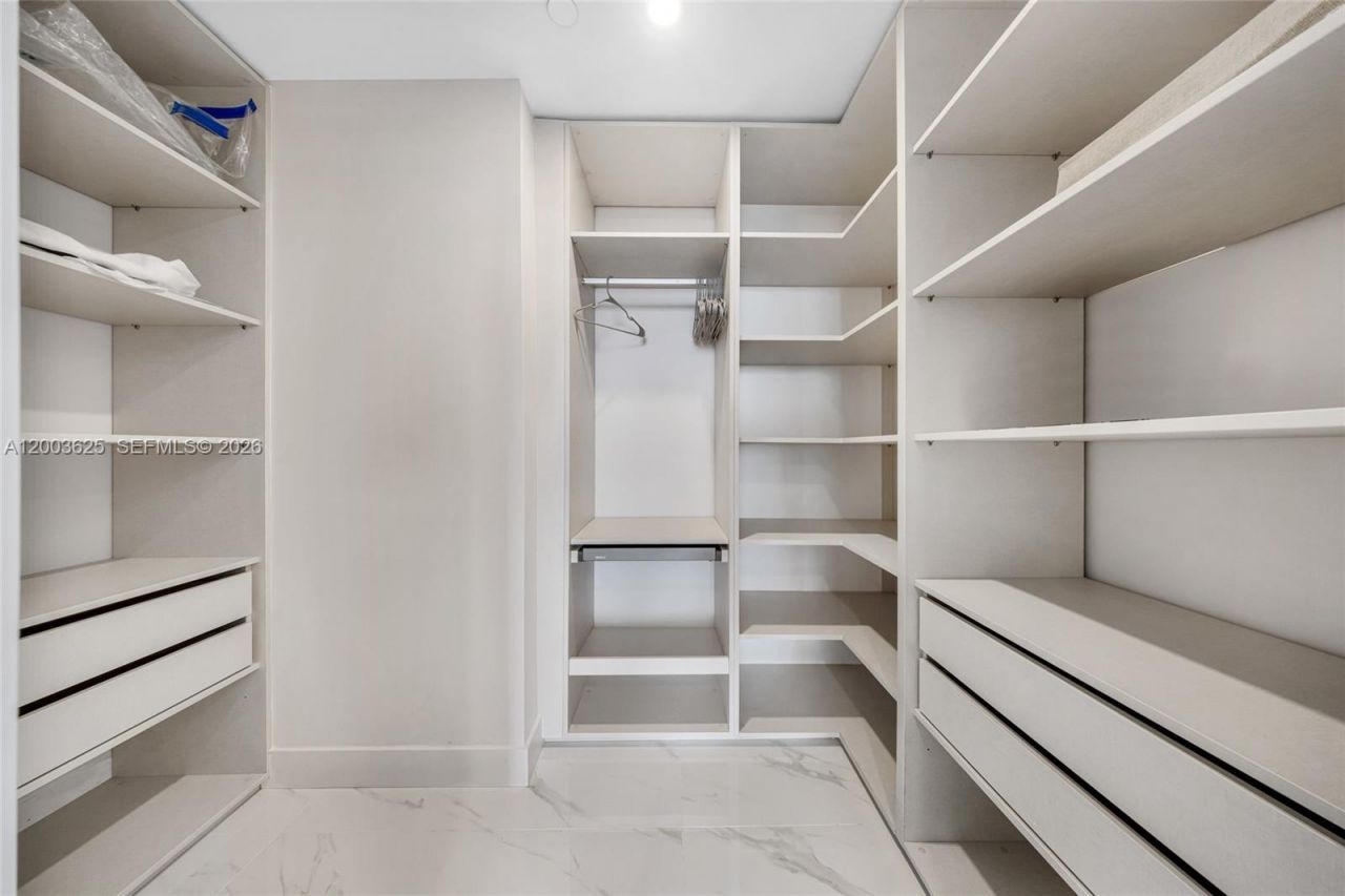 711 NE 23 , Unit 704, Miami, FL 33137 Photo