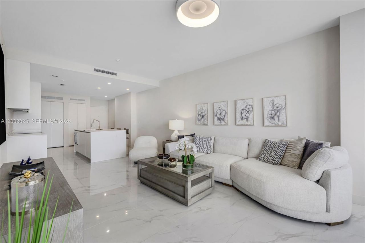 711 NE 23 , Unit 704, Miami, FL 33137 Photo