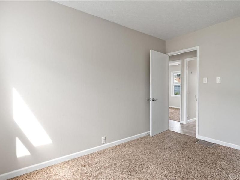 650 Swigart Drive, Fairborn, OH 45324 Photo 14