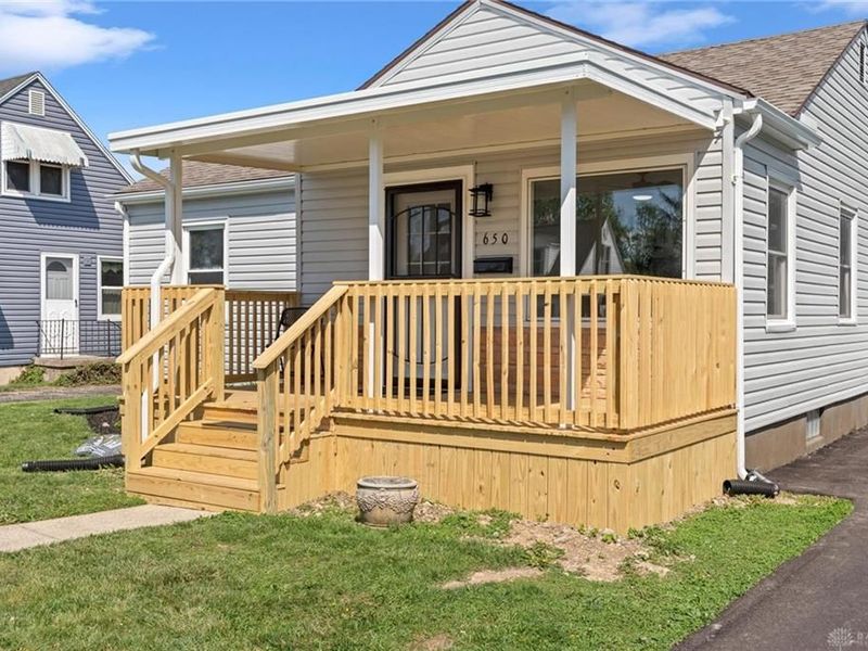 650 Swigart Drive, Fairborn, OH 45324 Photo 2