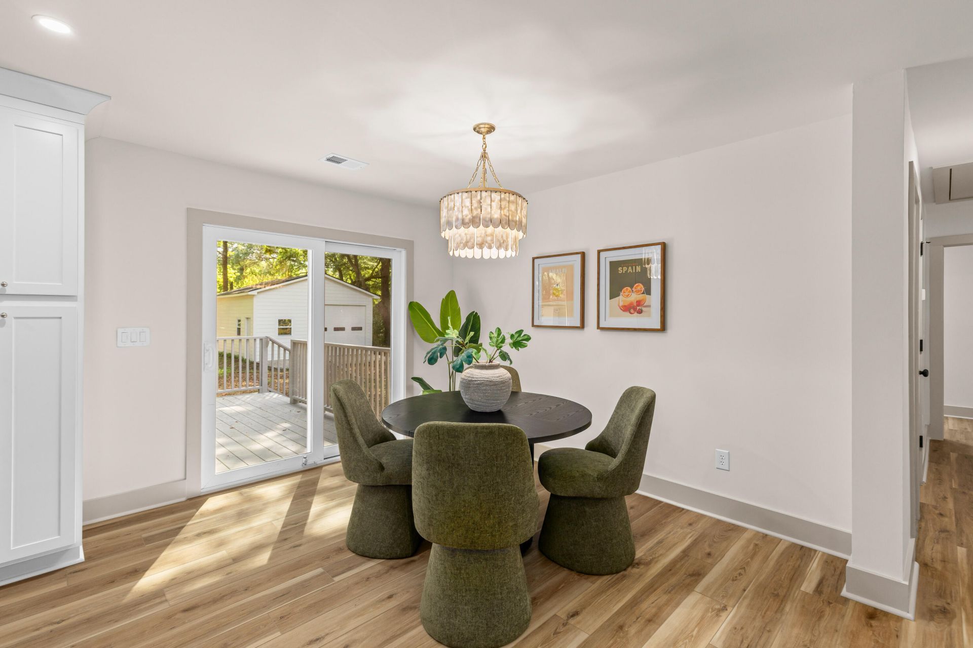 1538 Southwick Drive Photo 8