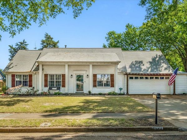 2944 CHARLES BRYAN RD, Bartlett, TN 38134