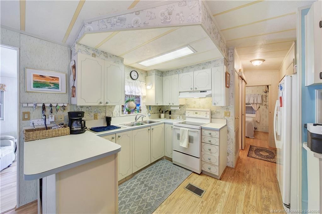 10701 S Ocean Drive, Unit 611, Jensen Beach, FL 34957 Photo