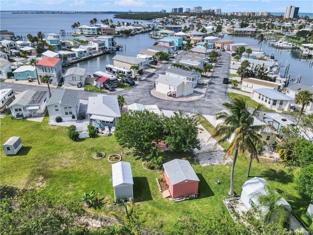 10701 S Ocean Drive, Unit 611, Jensen Beach, FL 34957 Photo