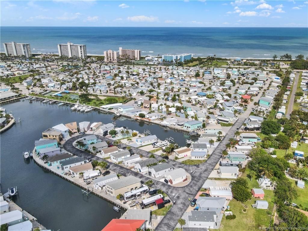 10701 S Ocean Drive, Unit 611, Jensen Beach, FL 34957 Photo