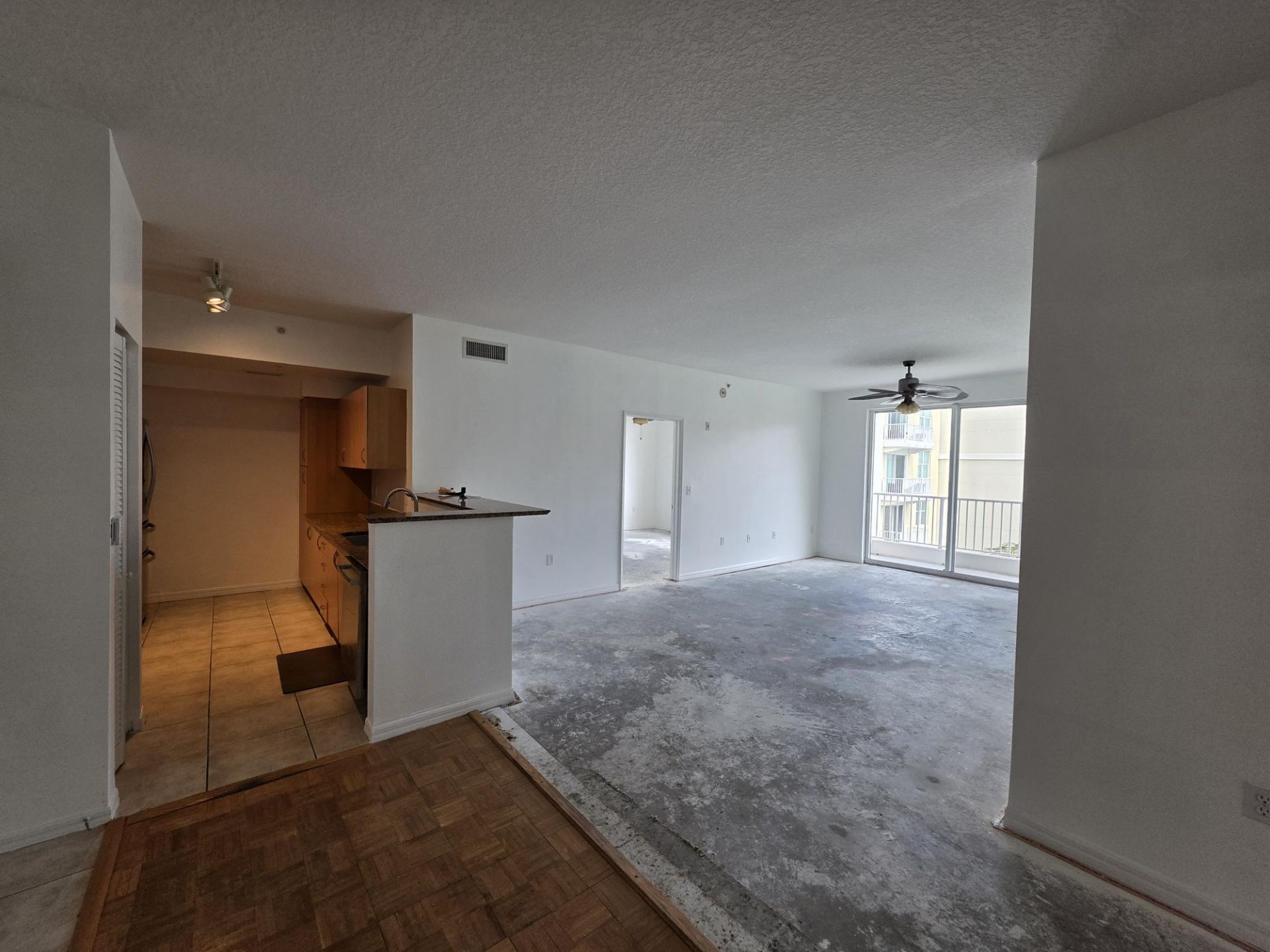 804 E Windward Way, Unit 508, Lantana, FL 33462 Photo